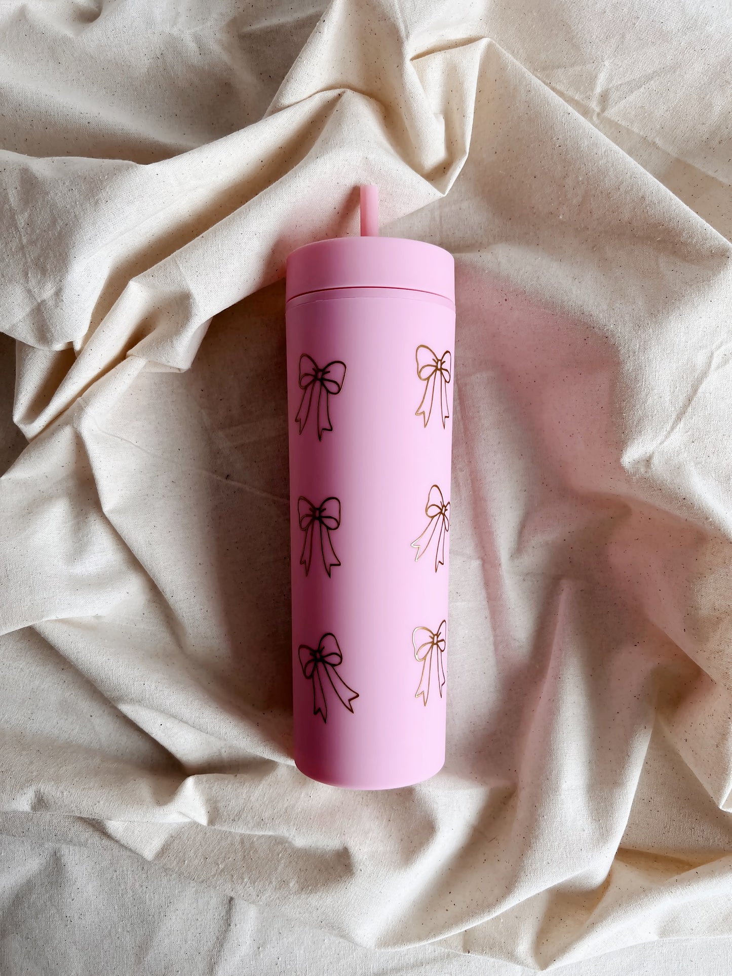 Tumbler Cup gold bows