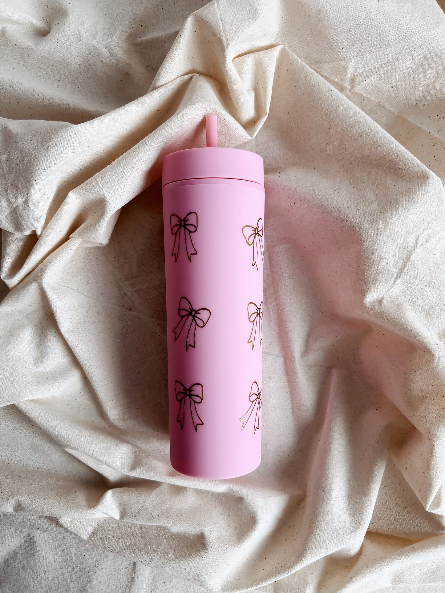 Tumbler Cup gold bows