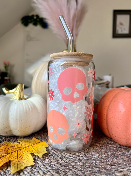 Glass tumbler pinky skulls